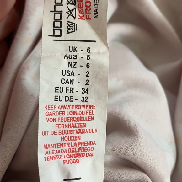 BOOHOO | Orange daisy print figure hugging maxi dress - Picture 8 of 10